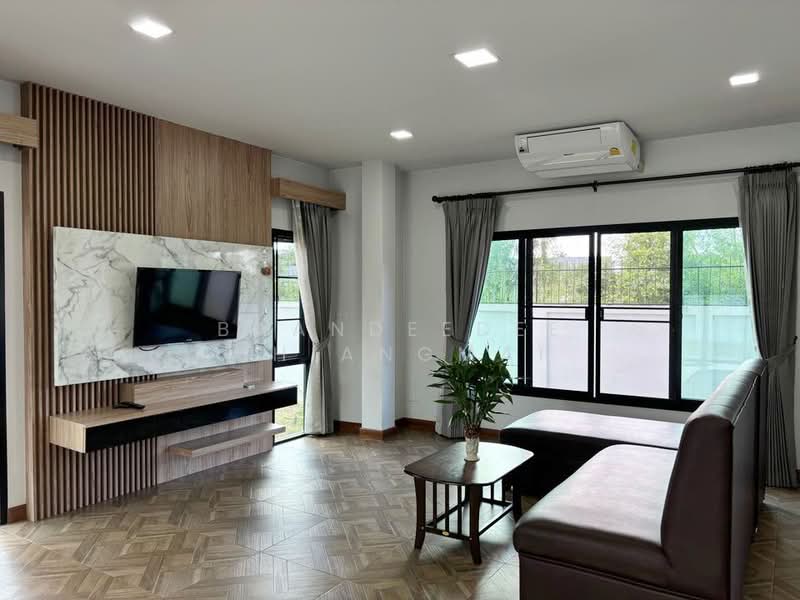 A house for rent near Big C Don Chan, Chiang Mai Rental Price: 50,000THB/month Property ID: No.7H180, Chiang Mai, Chai Sa Than, Saraphi, Chiang Mai, 4 Bedrooms, 400 sqm, Single Detached House For Rent, by Baandeedee Chiangmai, 500398318 - DDproperty.com