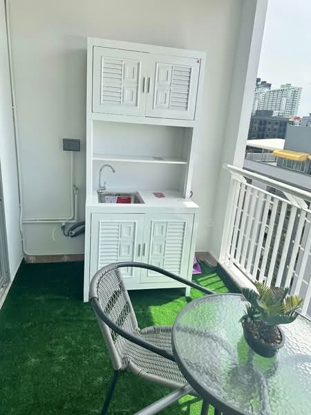 Fak Khao Pode (Corn Condominium), Bangkok, 4 Soi Ramkhamhaeng 40, Hua Mak, Bang Kapi, Bangkok, 2 Bedrooms, 53 sqm, Condo For Sale, by Kanueng (Pro) Noppornpitak, 500398349 - DDproperty.com