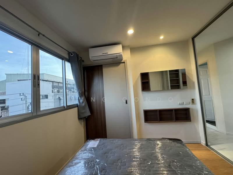 Lumpini Condo Town Raminthra-Latplakhao, Bangkok, Lat Pla Khao Road, Anusaowari, Bang Khen, Bangkok, 1 Bedroom, 26 sqm, Condo For Rent, by Living Condo, 500398356 - DDproperty.com