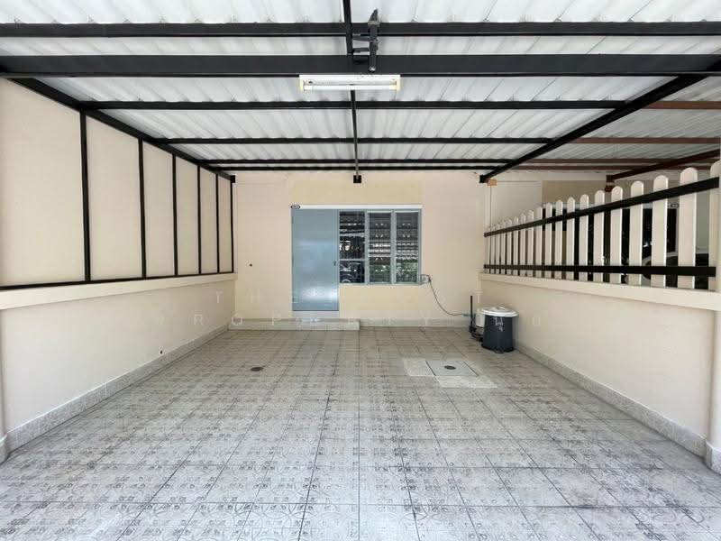 แฟมิลี่ทาวน์ 1, Chon Buri (Pattaya), Na Pa, Muang Chon Buri, Chon Buri (Pattaya), 3 Bedrooms, 100 sqm, Townhouse For Sale, by The Best Property นุ้ย, 500398388 - DDproperty.com