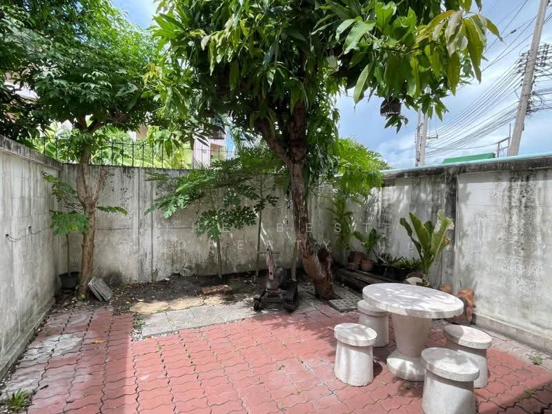 แฟมิลี่ทาวน์ 1, Chon Buri (Pattaya), Na Pa, Muang Chon Buri, Chon Buri (Pattaya), 3 Bedrooms, 100 sqm, Townhouse For Sale, by The Best Property นุ้ย, 500398388 - DDproperty.com