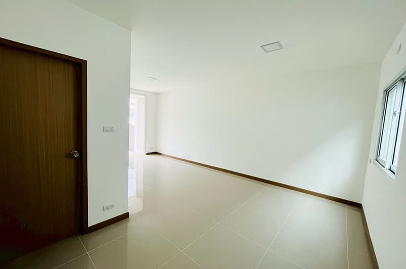 iCopenh Sukhumvit 76, Samut Prakan, 89 Moo 7 Tambon Samrong Tai, Sam Rong, Phra Pra Daeng, Samut Prakan, 3 Bedrooms, 89 sqm, Townhouse For Sale, by คุณจ๋า, 500398391 - DDproperty.com