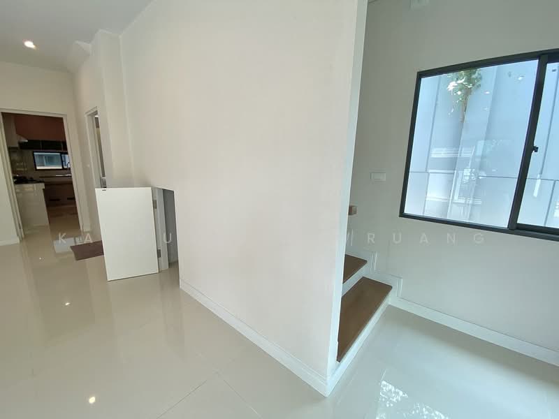 Burasiri Pattanakarn, Bangkok, New Pattanakarn Road, Prawet, Bangkok, 4 Bedrooms, 210 sqm, Single Detached House For Sale, by Kanrutai Dawruang, 500398410 - DDproperty.com