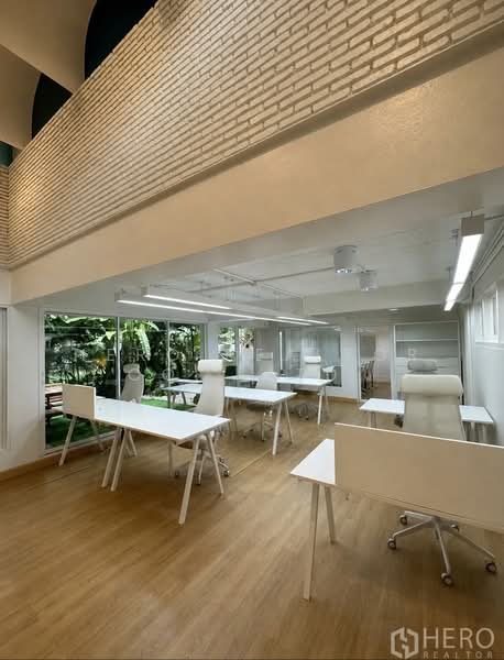 For Rent Office Space 100 sq.m. in Phaya Thai near BTS Ari HRE01000, Bangkok, Samsen Nai, Phaya Thai, Bangkok, , 100 sqm, Office Space For Rent, by Hero Realtor Co., Ltd., 500398428 - DDproperty.com