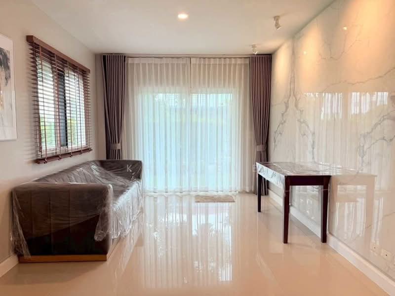 Casa Ville Ramintra-Hathairat, Pathum Thani, Hathairat Road, Bung Kham Proi, Lam Luk Ka, Pathum Thani, 4 Bedrooms, 250 sqm, Single Detached House For Rent, by Khun Eve, 500398476 - DDproperty.com