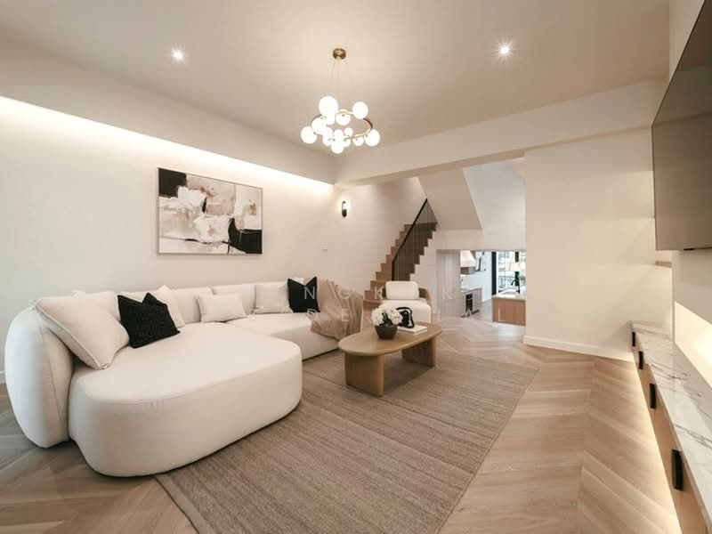 Regent 71 Place, Bangkok, Phra Kanong Nua, Watthana, Bangkok, 5 Bedrooms, 350 sqm, Townhouse For Rent, by Bangkok Residential, 500398486 - DDproperty.com