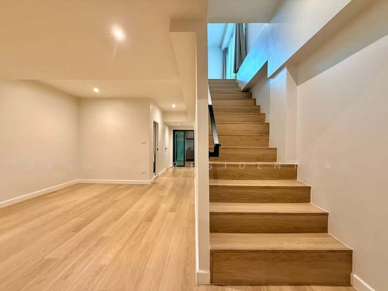 Regent 71 Place : รีเจนท์ 71 เพลส, กรุงเทพ, พระโขนงเหนือ, วัฒนา, กรุงเทพ, 350 ตร.ม., ทาวน์เฮ้าส์ ให้เช่า, โดย Bangkok Residential, 500398486 - DDproperty.com