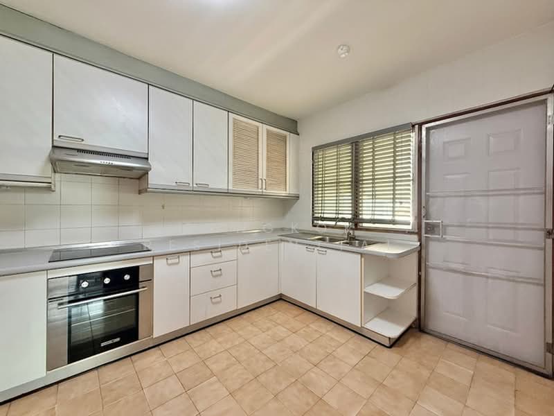 NL Residence, Bangkok, 78 Soi Sukhumvit 21, Khlongtoei Nua, Watthana, Bangkok, 3 Bedrooms, 285 sqm, Apartment For Rent, by Bangkok Residential, 500398492 - DDproperty.com
