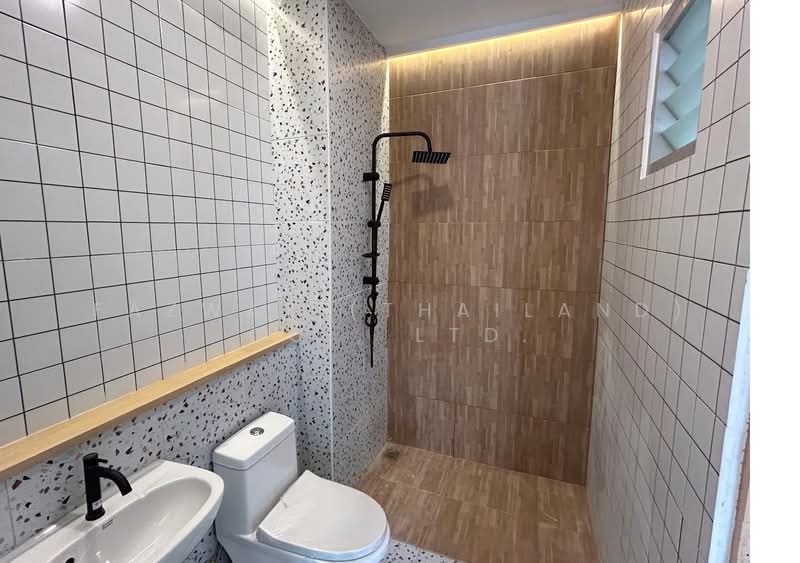 2BR Townhouse in Prime Hua Hin Soi 94–88 | Walk to Beach & Dining, Prachuap Khiri Khan, Hua Hin, Prachuap Khiri Khan, 2 Bedrooms, 150 sqm, Townhouse For Rent, by Fazwaz (Thailand) Co., Ltd., 500398496 - DDproperty.com