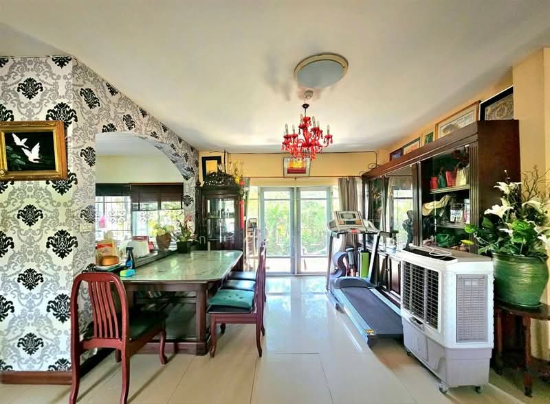 Perfect Place Ramkhamhaeng 164, Bangkok, Soi Ramkhamhaeng 164, Saphan Sung, Bangkok, 4 Bedrooms, 380 sqm, Single Detached House For Sale, by คุณ ณัจภสิญาค์ ศุภควัษฐ์กาญกุล (ณิชชา), 500398498 - DDproperty.com