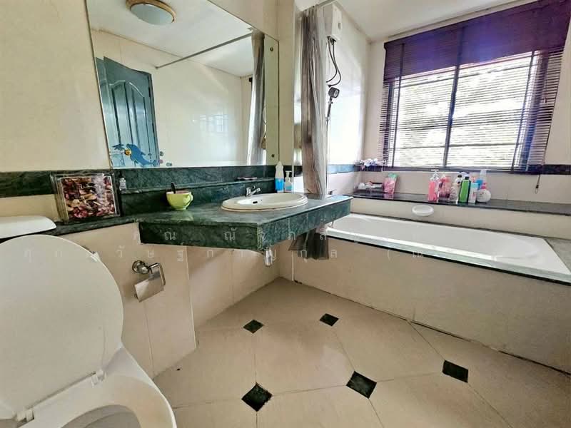 Perfect Place Ramkhamhaeng 164, Bangkok, Soi Ramkhamhaeng 164, Saphan Sung, Bangkok, 4 Bedrooms, 380 sqm, Single Detached House For Sale, by คุณ ณัจภสิญาค์ ศุภควัษฐ์กาญกุล (ณิชชา), 500398498 - DDproperty.com
