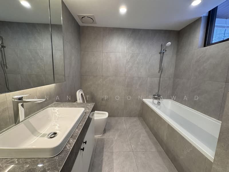Ruamsuk Condominium : ร่วมสุข คอนโดมิเนียม, กรุงเทพ, 12 ซอยอรรถวี, คลองตัน, คลองเตย, กรุงเทพ, 316 ตร.ม., คอนโด ให้เช่า, โดย Tananit Poonsawad, 500398502 - DDproperty.com