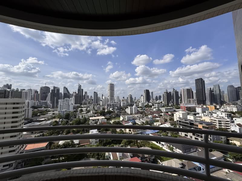Ruamsuk Condominium, Bangkok, 12 Soi Athakravi, Khong Tan, Khlong Toei, Bangkok, 3 Bedrooms, 316 sqm, Condo For Rent, by Tananit Poonsawad, 500398502 - DDproperty.com