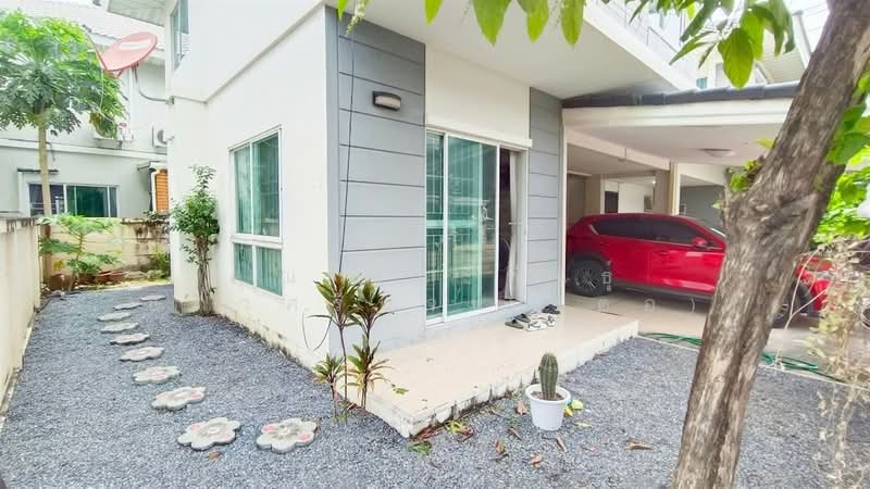 The Villa Rattanathibet : เดอะ วิลล่า รัตนาธิเบศร์, นนทบุรี, ถนน รัตนาธิเบศร์, ท่าอิฐ, ปากเกร็ด, นนทบุรี, 160 ตร.ม., บ้านแฝด ขาย, โดย คุณ ชนะพันธุ์ แก้วศรีพจน์ (ต่อ), 500398548 - DDproperty.com