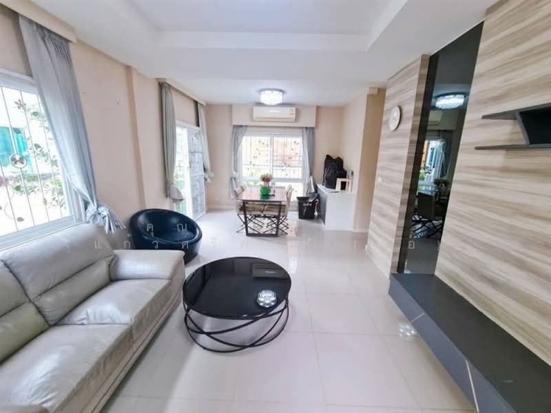 The Villa Rattanathibet : เดอะ วิลล่า รัตนาธิเบศร์, นนทบุรี, ถนน รัตนาธิเบศร์, ท่าอิฐ, ปากเกร็ด, นนทบุรี, 160 ตร.ม., บ้านแฝด ขาย, โดย คุณ ชนะพันธุ์ แก้วศรีพจน์ (ต่อ), 500398548 - DDproperty.com