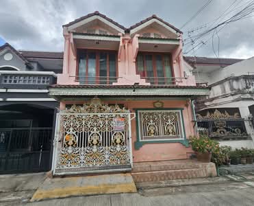 ขาย - บ้านแฝด 3 ชั้นซอยจรัญ 35 แยก 17, กรุงเทพ