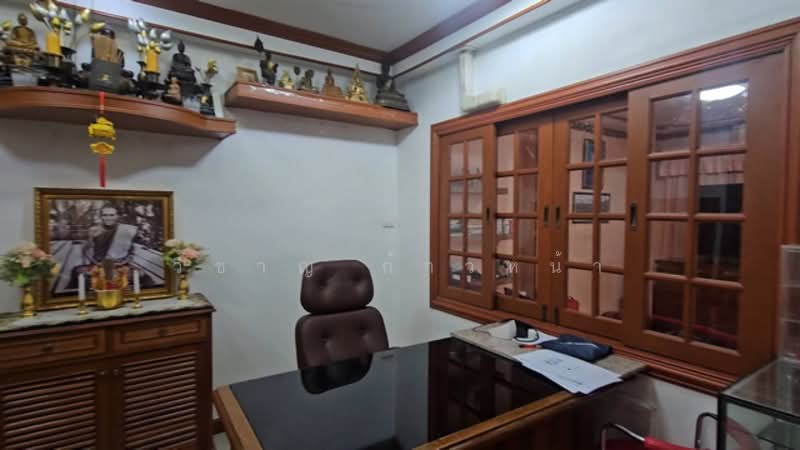 บ้านแฝด 3 ชั้นซอยจรัญ 35 แยก 17, Bangkok, จรัญสนิทวงศ์, Bang Khun Sri, Bangkok Noi, Bangkok, 5 Bedrooms, 140 sqm, Semi-Detached House (Twin House) For Sale, by Wicharn Kaonah, 500398552 - DDproperty.com