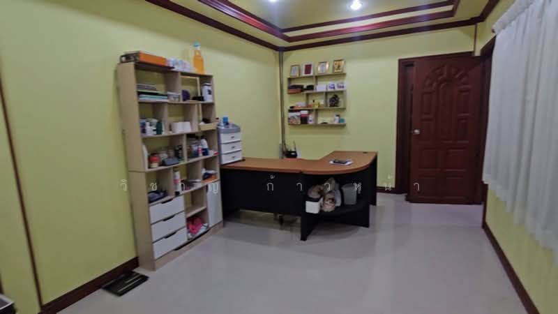 บ้านแฝด 3 ชั้นซอยจรัญ 35 แยก 17, Bangkok, จรัญสนิทวงศ์, Bang Khun Sri, Bangkok Noi, Bangkok, 5 Bedrooms, 140 sqm, Semi-Detached House (Twin House) For Sale, by Wicharn Kaonah, 500398552 - DDproperty.com