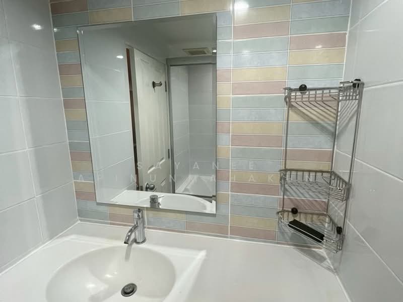 Lumpini Place Rama 9-Ratchada, Bangkok, Rama 9 Road, Huai Khwang, Bangkok, 1 Bedroom, 30 sqm, Condo For Rent, by Sayanee Apinunmahakun, 500398577 - DDproperty.com