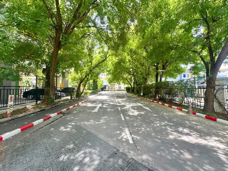 Lumpini Place Rama 8, Bangkok, 1521 Soi Arun Amarin 53, Arun Amarin Road, Bang Yi Khan, Bang Phlat, Bangkok, 1 Bedroom, 45 sqm, Condo For Sale, by Punpapa Rassamee, 500398584 - DDproperty.com
