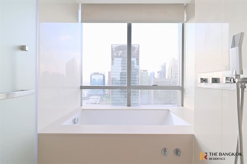 The Room Sukhumvit 21, Bangkok, Asok Montri Rd, Khlongtoei Nua, Watthana, Bangkok, 2 Bedrooms, 117 sqm, Condo For Rent, by Nicha Peerakittikul, 500398604 - DDproperty.com
