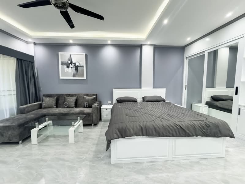 Grand View Condo Pattaya : แกรนด์ วิว คอนโด พัทยา, ชลบุรี, นาจอมเทียน, สัตหีบ, ชลบุรี, 55 ตร.ม., คอนโด ขาย, โดย PLC Real Estate, 500398607 - DDproperty.com