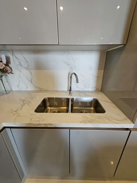 The Esse at Singha Complex, Bangkok, 1788 New Petchaburi Rd, Khlongtoei Nua, Watthana, Bangkok, 2 Bedrooms, 77 sqm, Condo For Rent, by Ratsarin Sirinipaspong, 500398633 - DDproperty.com