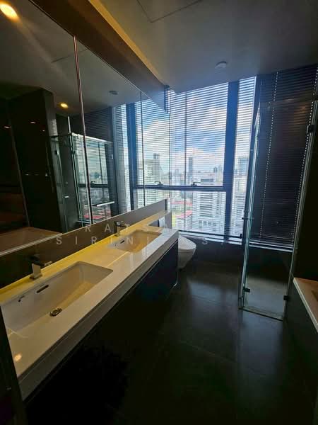 The Esse at Singha Complex : ดิ เอส แอท สิงห์ คอมเพล็กซ์, กรุงเทพ, 1788 ถนนเพชรบุรีตัดใหม่, คลองเตยเหนือ, วัฒนา, กรุงเทพ, 77 ตร.ม., คอนโด ให้เช่า, โดย Ratsarin Sirinipaspong, 500398633 - DDproperty.com