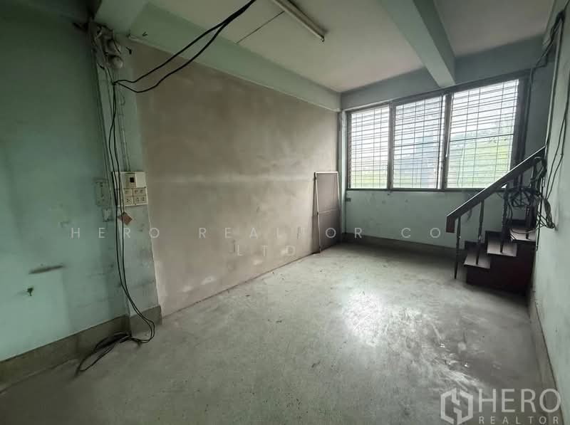 For rent Shophouse 200 sq.m. BTS Phrom Phong Bangkok HRE01008, Bangkok, Khong Tan, Khlong Toei, Bangkok, , 200 sqm, Shophouse For Rent, by Hero Realtor Co., Ltd., 500398663 - DDproperty.com