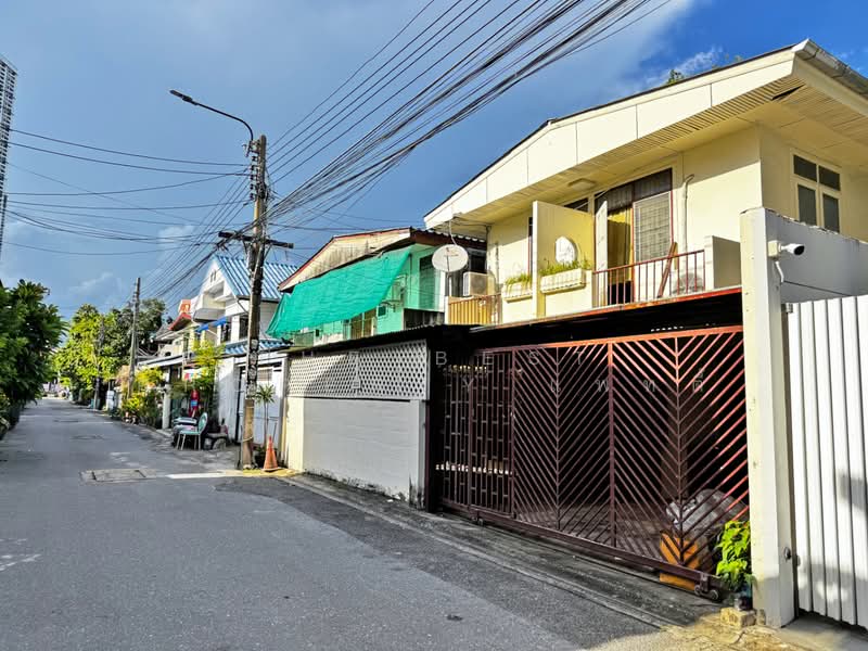 บ้านเดี่ยวบางกะปิ กรุงเทพมหานคร, Bangkok, Bang Kapi, Huai Khwang, Bangkok, 3 Bedrooms, 100 sqm, Single Detached House For Sale, by The Best Property แพทตี้, 500398705 - DDproperty.com