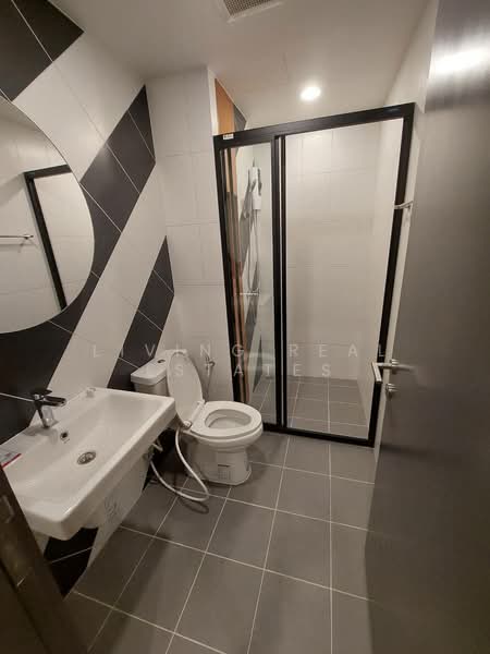The Base Saphanmai, Bangkok, Paholayothin Road, Anusaowari, Bang Khen, Bangkok, Studio, 28 sqm, Condo For Rent, by Living Real Estates, 500398706 - DDproperty.com