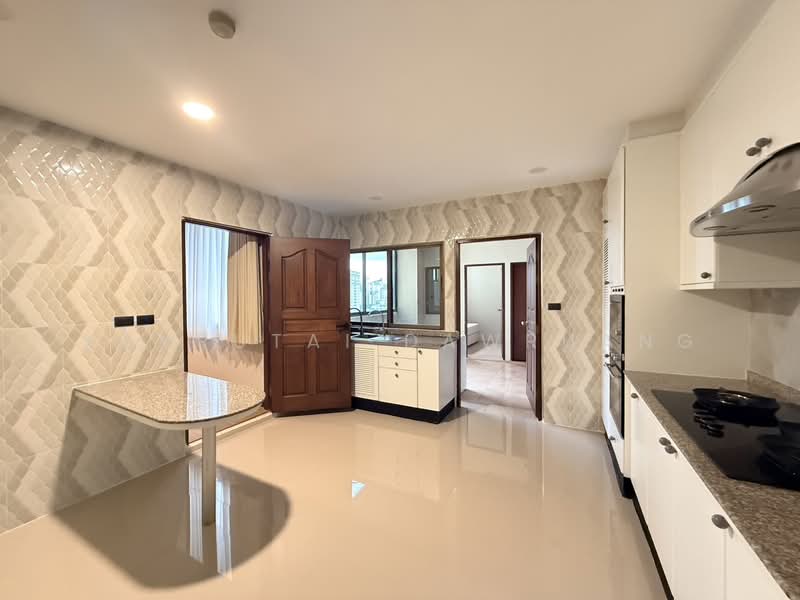 Charan Tower Residences by Aspira, Bangkok, 19 Soi Sukhumvit 43, Khlong Tan Nua, Watthana, Bangkok, 3 Bedrooms, 320 sqm, Apartment For Rent, by Kanrutai Dawruang, 500398708 - DDproperty.com