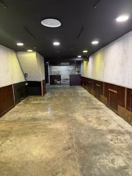 Commercial Building for Rent – Silom / Surawong, Bangkok, Suriyawong, Bang Rak, Bangkok, , 100 sqm, Shophouse For Rent, by Pudis Chitrungsakorn, 500398756 - DDproperty.com