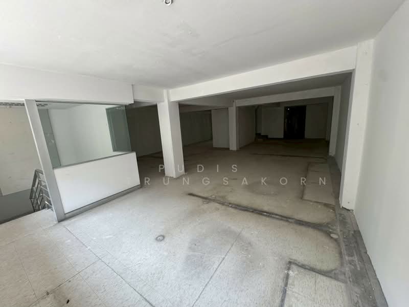 Commercial Building for Rent – Charoen Krung / Silom, Bangkok, Suriyawong, Bang Rak, Bangkok, , 450 sqm, Shophouse For Rent, by Pudis Chitrungsakorn, 500398770 - DDproperty.com