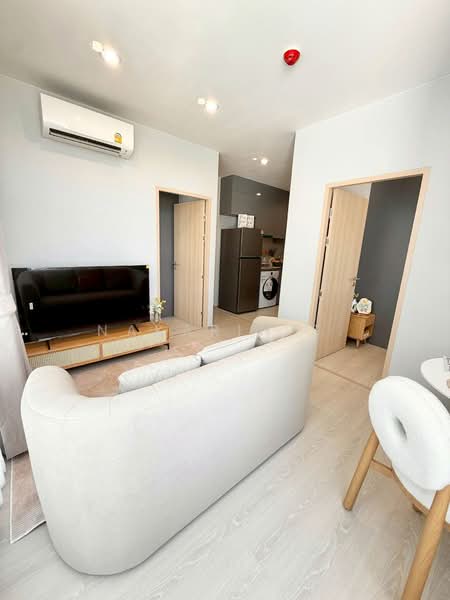 Skyrise Avenue Sukhumvit 64, Bangkok, 3 Soi Sukhumvit 64, Bang Chak, Phra Khanong, Bangkok, 2 Bedrooms, 44 sqm, Condo For Rent, by Nakarin S., 500398777 - DDproperty.com