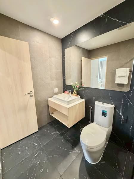 Skyrise Avenue Sukhumvit 64, Bangkok, 3 Soi Sukhumvit 64, Bang Chak, Phra Khanong, Bangkok, 2 Bedrooms, 44 sqm, Condo For Rent, by Nakarin S., 500398777 - DDproperty.com