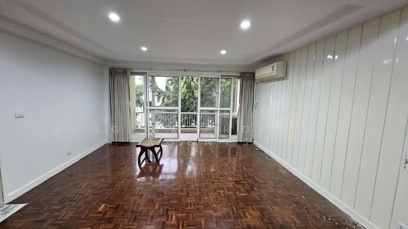 Mukda Mansion : มุกดา แมนชั่น, กรุงเทพ, 21 ซอย สุขุมวิท 43, คลองตันเหนือ, วัฒนา, กรุงเทพ, 150 ตร.ม., คอนโด ให้เช่า, โดย BANGKOK PROPERTY AGENTS, 500398778 - DDproperty.com