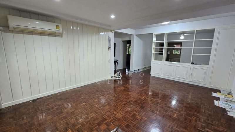 Mukda Mansion, Bangkok, 21 Soi Sukhumvit 43, Khlong Tan Nua, Watthana, Bangkok, 2 Bedrooms, 150 sqm, Condo For Rent, by BANGKOK PROPERTY AGENTS, 500398778 - DDproperty.com