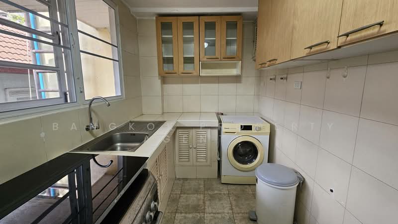 Mukda Mansion, Bangkok, 21 Soi Sukhumvit 43, Khlong Tan Nua, Watthana, Bangkok, 2 Bedrooms, 150 sqm, Condo For Rent, by BANGKOK PROPERTY AGENTS, 500398778 - DDproperty.com