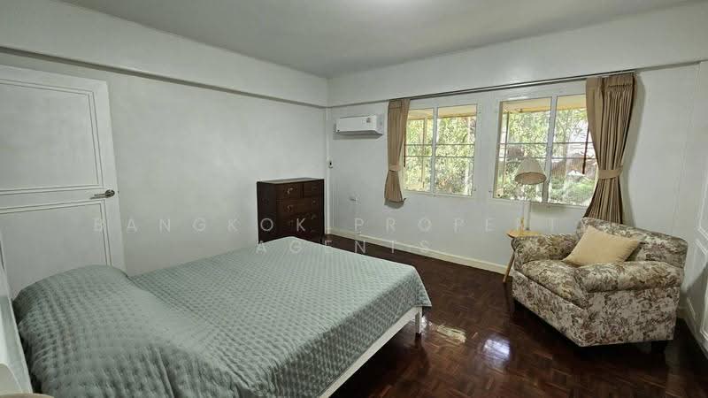 Mukda Mansion, Bangkok, 21 Soi Sukhumvit 43, Khlong Tan Nua, Watthana, Bangkok, 2 Bedrooms, 150 sqm, Condo For Rent, by BANGKOK PROPERTY AGENTS, 500398778 - DDproperty.com