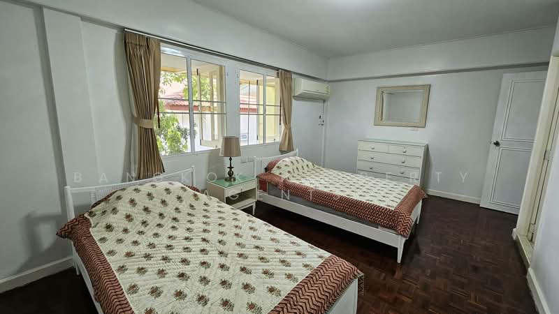 Mukda Mansion, Bangkok, 21 Soi Sukhumvit 43, Khlong Tan Nua, Watthana, Bangkok, 2 Bedrooms, 150 sqm, Condo For Rent, by BANGKOK PROPERTY AGENTS, 500398778 - DDproperty.com