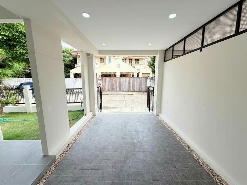 Baan Ratanavalai (บ้านรัตนาวลัย ), Bangkok, Si Khan, Don Mueang, Bangkok, 3 Bedrooms, 150 sqm, Semi-Detached House (Twin House) For Sale, by THONGCHAI WATCHANARUNGROT, 500398786 - DDproperty.com