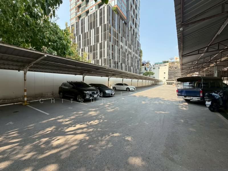 Showroom Space for Rent – Silom / Sathorn, Bangkok, Silom, Bang Rak, Bangkok, , 1,600 sqm, Office Space For Rent, by Pudis Chitrungsakorn, 500398790 - DDproperty.com