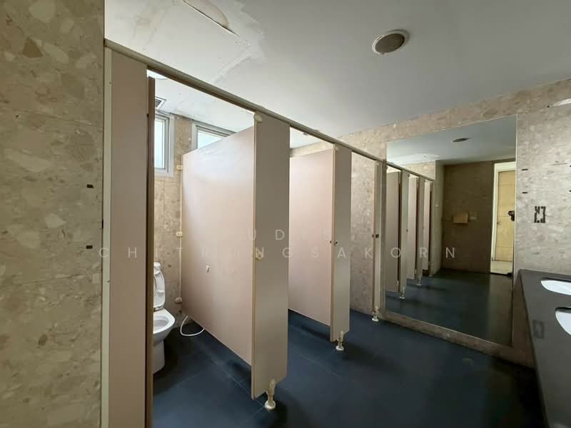 Showroom Space for Rent – Silom / Sathorn, Bangkok, Silom, Bang Rak, Bangkok, , 1,600 sqm, Office Space For Rent, by Pudis Chitrungsakorn, 500398790 - DDproperty.com
