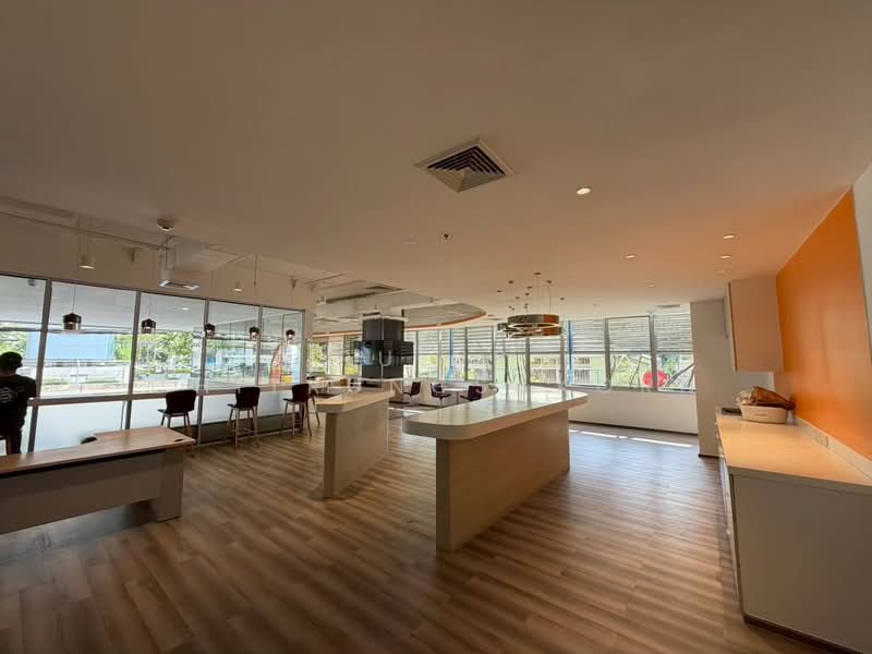 Commercial Space for Rent – Sathorn / St. Louis, Bangkok, Silom, Bang Rak, Bangkok, , 108 sqm, Retail Space For Rent, by Pudis Chitrungsakorn, 500398799 - DDproperty.com