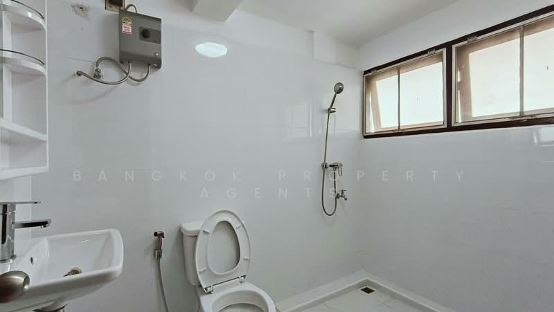 Siva Court, Bangkok, Sukhumvit 7 Alley, Khlongtoei Nua, Watthana, Bangkok, 3 Bedrooms, 180 sqm, Condo For Rent, by BANGKOK PROPERTY AGENTS, 500398801 - DDproperty.com