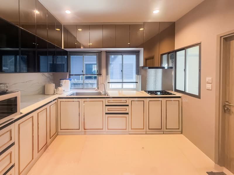 The Palm Bangna-Wongwaen, Bangkok, Sukhaphiban 2 Road, Dok Mai, Prawet, Bangkok, 4 Bedrooms, 315 sqm, Single Detached House For Sale, by วรเมธ นิลสุวรรณ, 500398862 - DDproperty.com