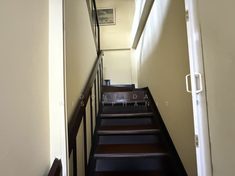 Townhouse for Rent | Sukhumvit 30 | Near BTS Phrom Phong, กรุงเทพ, คลองตัน, คลองเตย, กรุงเทพ, 120 ตร.ม., ทาวน์เฮ้าส์ ให้เช่า, โดย Dontida Wisetphanit, 500398863 - DDproperty.com