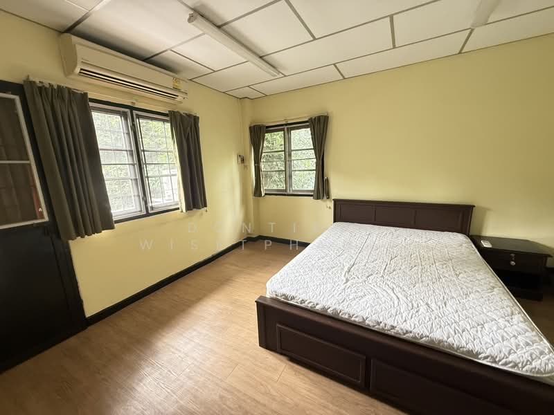 ทาวน์เฮาส์ให้เช่า | สุขุมวิท 30 | ใกล้ BTS พร้อมพงษ์, Bangkok, Khong Tan, Khlong Toei, Bangkok, 3 Bedrooms, 120 sqm, Townhouse For Rent, by Dontida Wisetphanit, 500398863 - DDproperty.com