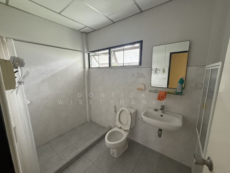 Townhouse for Rent | Sukhumvit 30 | Near BTS Phrom Phong, กรุงเทพ, คลองตัน, คลองเตย, กรุงเทพ, 120 ตร.ม., ทาวน์เฮ้าส์ ให้เช่า, โดย Dontida Wisetphanit, 500398863 - DDproperty.com
